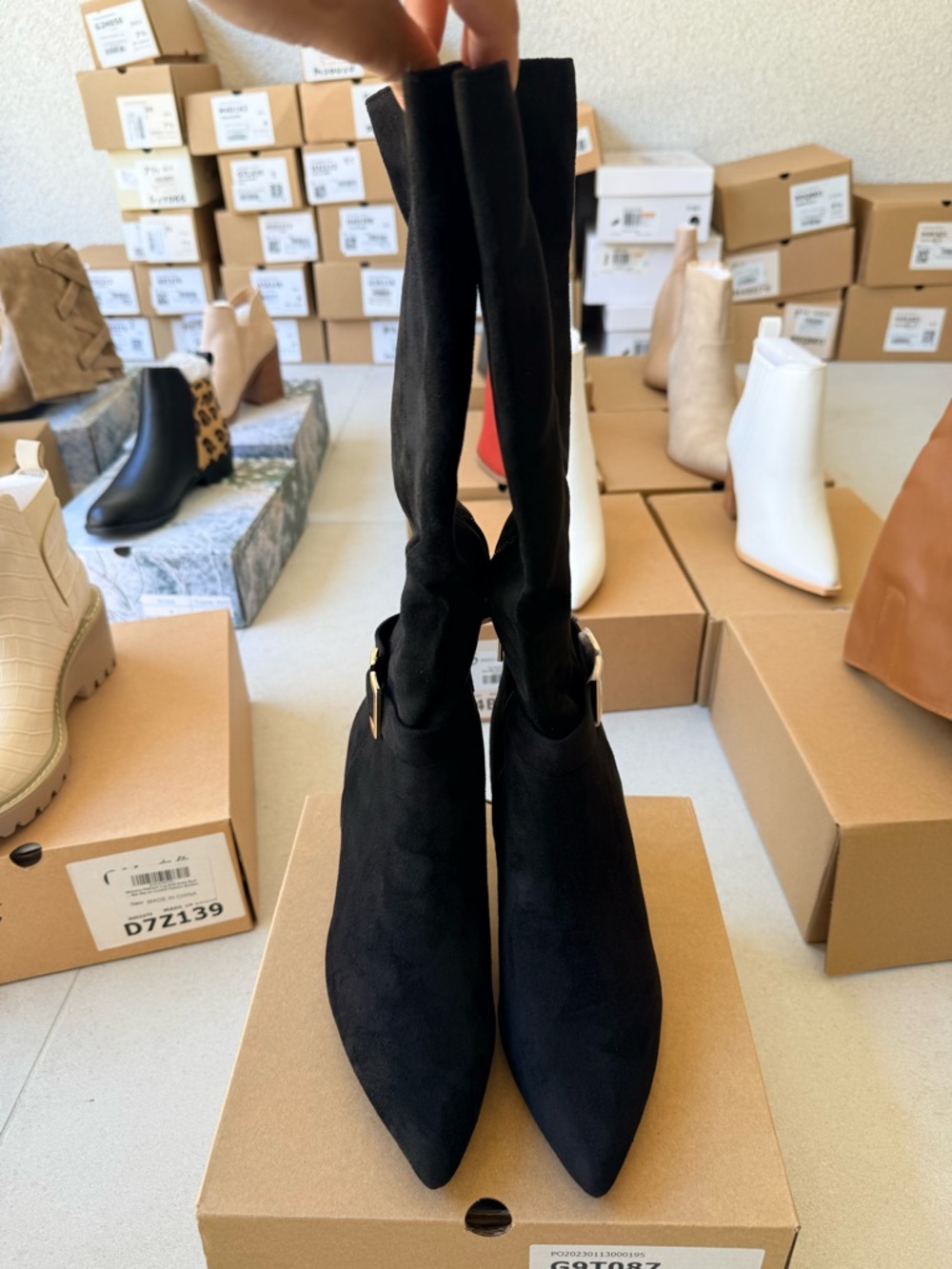 Black Knee-High Pointed Toe Women's Boots